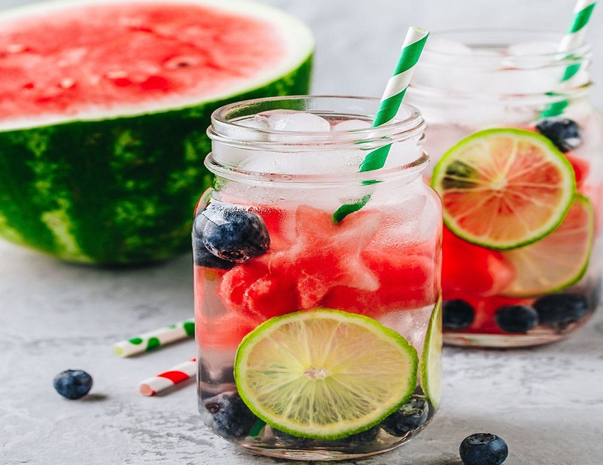 Fruit Infusion for Refreshing Summer Drinks: Beat the Heat Naturally