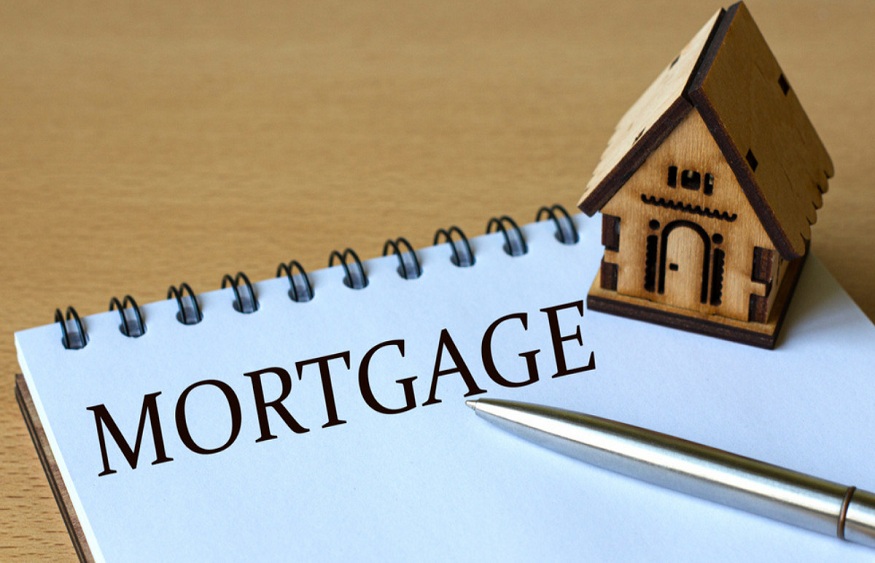 The Difference Between Collateral and Mortgage