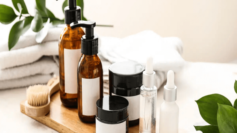 How Do You Pick Labels for Cosmetics?